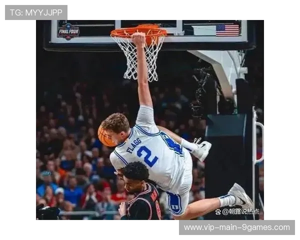 弗拉格狂砍42分，刷新历史最年轻40+记录——篮球新星的成长传奇